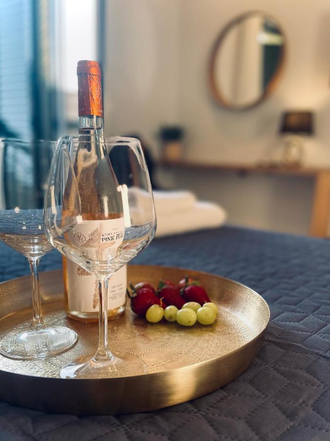 Wave Luxury Apartments 카시오피 외부 사진